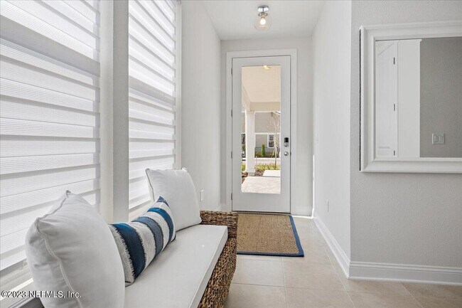 Building Photo - 80 Skycrest Ln