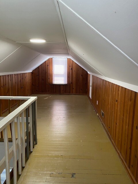 Building Photo - 2171 McGuffey Rd