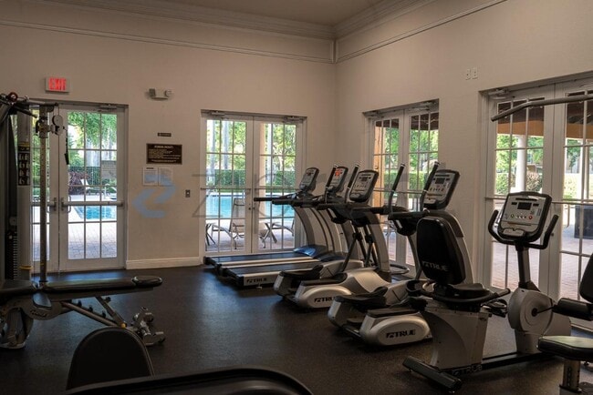 Building Photo - 708 SW 147th Ave