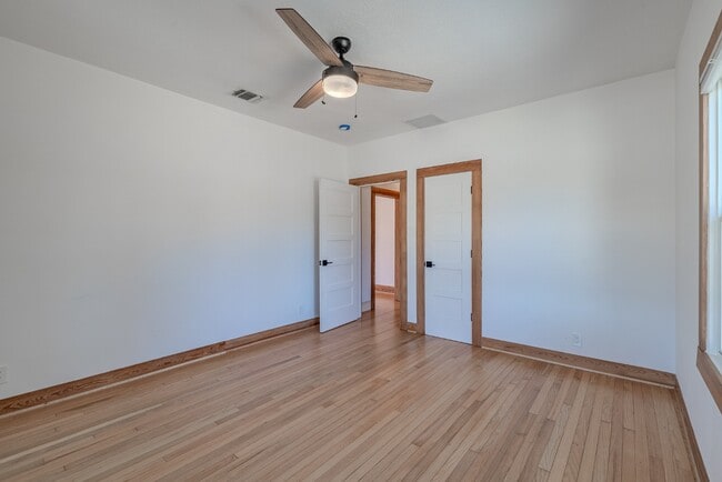 Building Photo - 6706 Fisher Rd