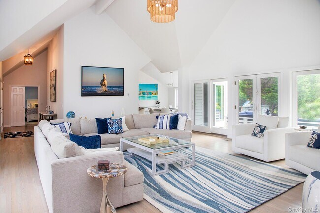 Building Photo - 16 Laila Ln