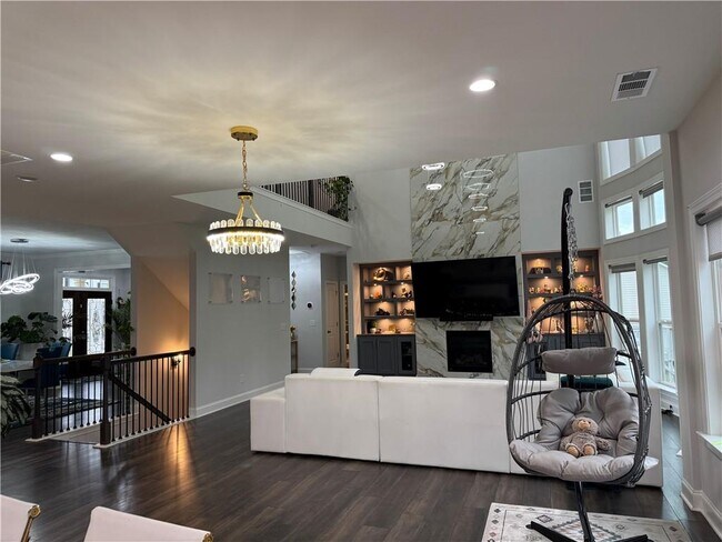 Building Photo - 4360 Serenity Lk Dr