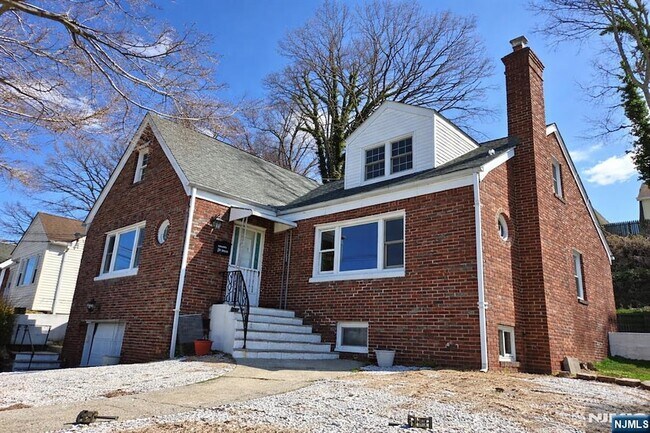 Building Photo - 118-120 Nolton Street Unit 1