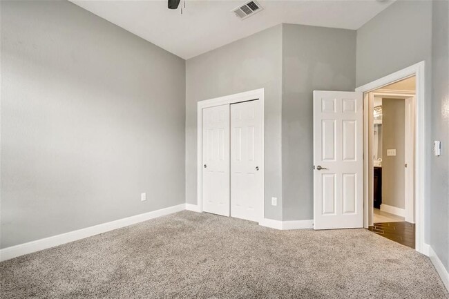 Building Photo - 6108 Sabino Dr