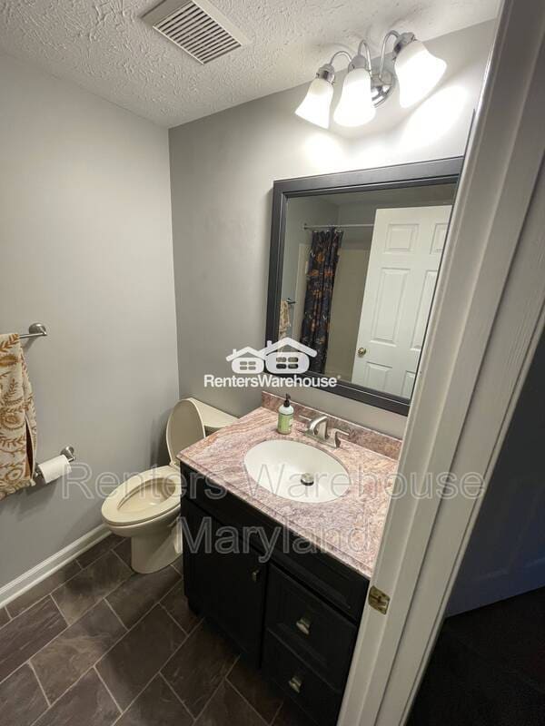 Building Photo - 1004 Jessicas Ct