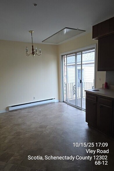 Building Photo - 68 Vley Rd