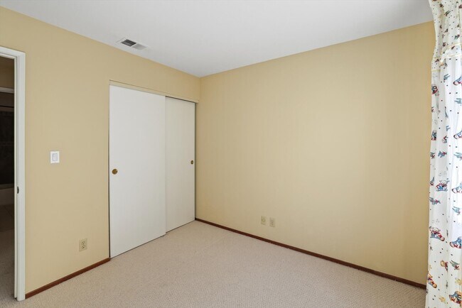 Building Photo - 34267 Quartz Terrace