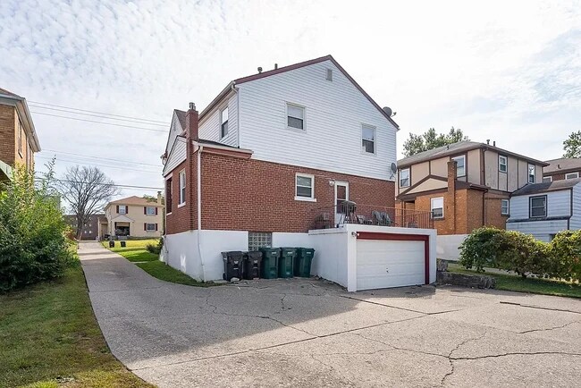 Rear of Building - 2385 Ferguson Rd