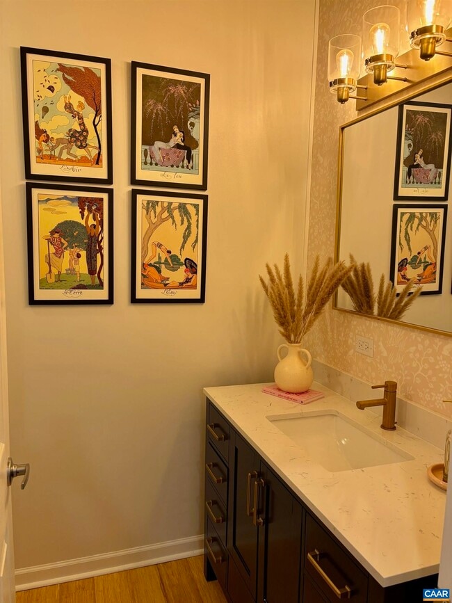 Building Photo - 292 Blackthorn Ln