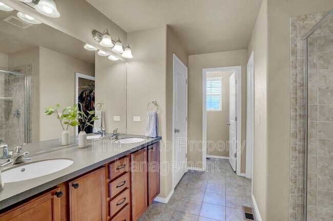 Building Photo - 10744 Echo Canyon Dr