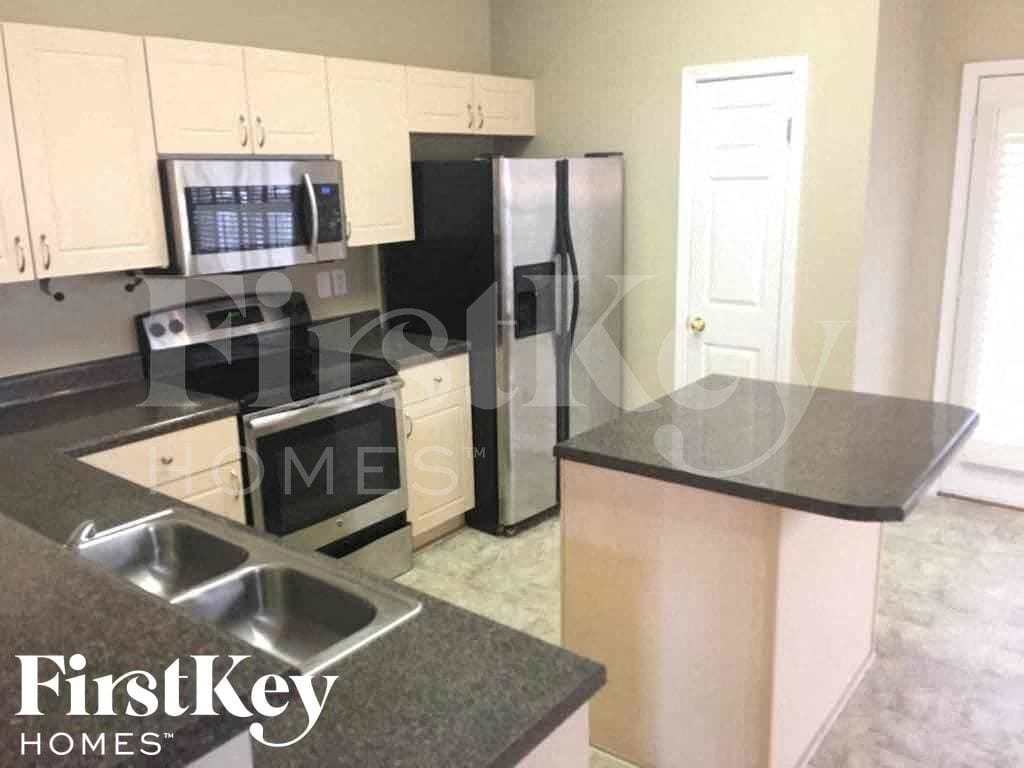 Building Photo - 865 Abbey Grove Ln