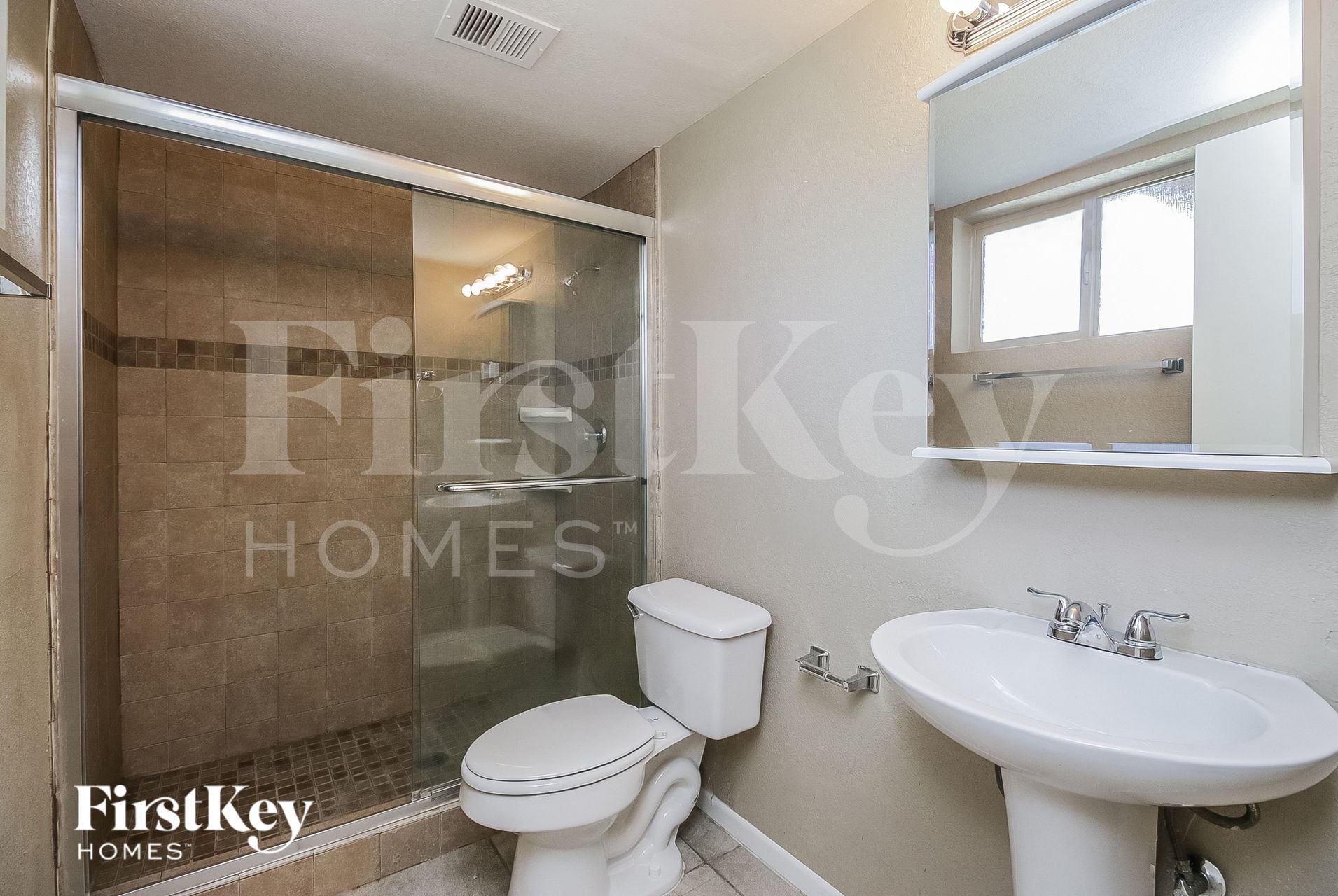 Building Photo - 2312 E Commonwealth Ave