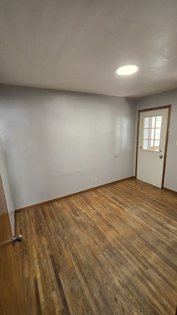 Building Photo - Charming 2-Bedroom House for Rent