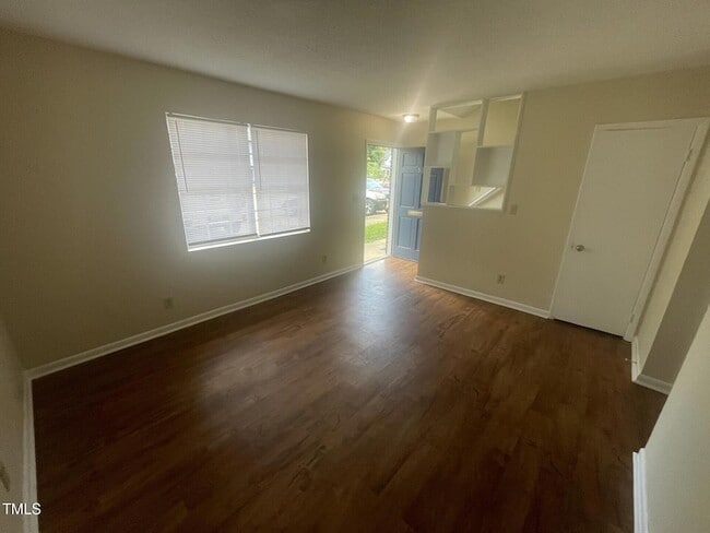 Building Photo - 120 Byrum St