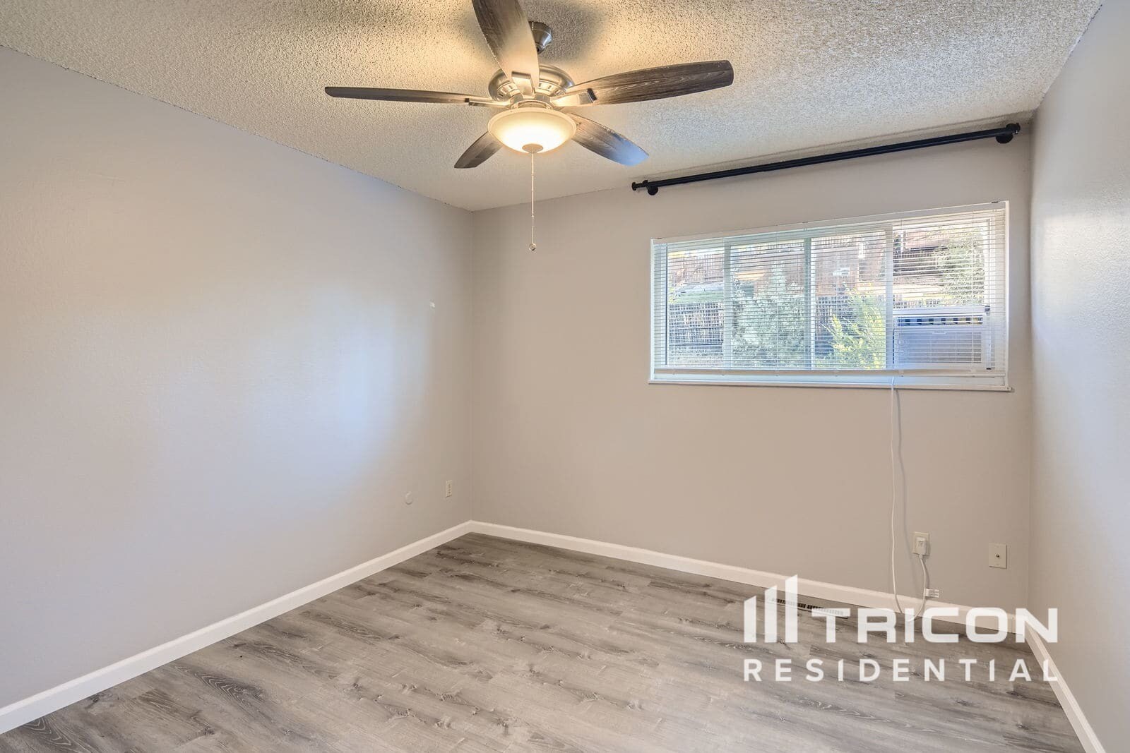 Building Photo - 3279 Breckenridge Dr W
