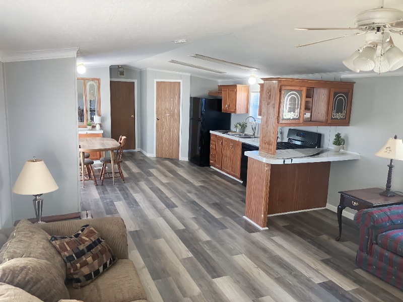 Building Photo - 37 Village Ct