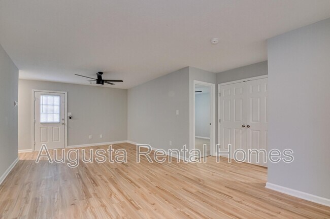 Building Photo - 328B Old Plantation Road