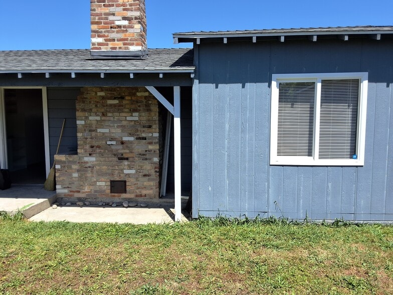 One side of the house - 1412 W 107th St