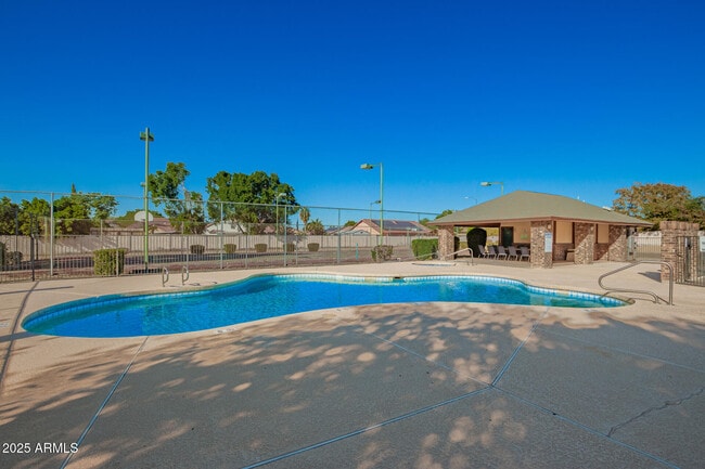 Building Photo - 6606 W Jamaica Dr