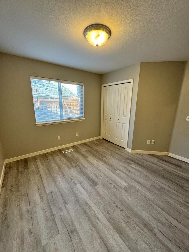 Building Photo - 5561 S Caper Pl