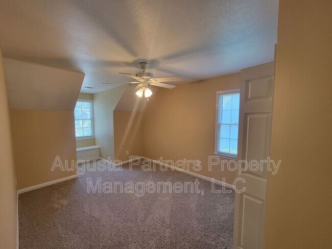 Building Photo - 3719 El Cordero Ranch Springs Rd