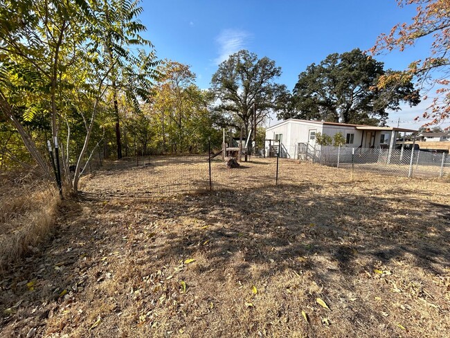 Building Photo - Adorable 2 bedroom 1 bath modular home in ...