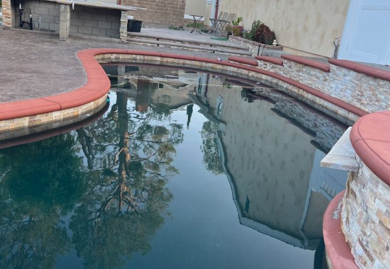 Building Photo - 28823 Kenroy Ave