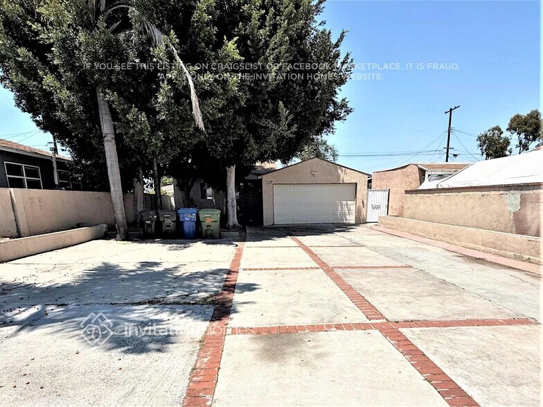 Primary Photo - 1107 W M St