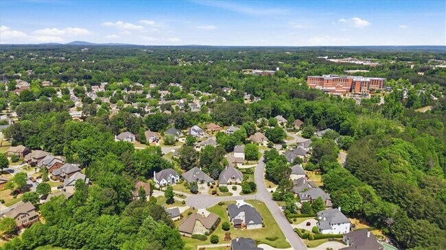 Building Photo - 210 Masters View Ct