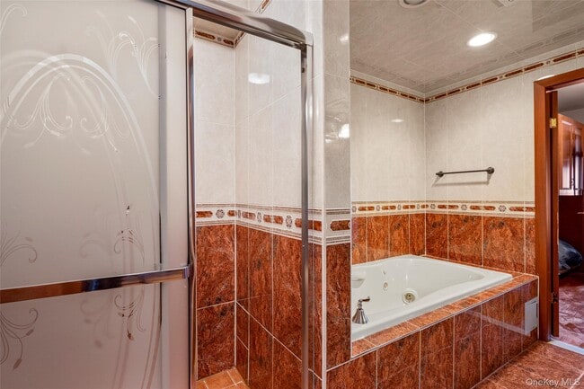 Building Photo - 822 Dean Ave