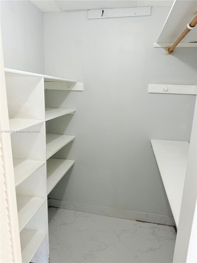 Building Photo - 8208 SW 81st Pl