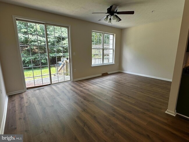 Building Photo - 1184 Fetterbush Cir