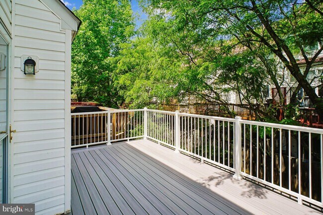 Building Photo - 6610 Hunter Creek Ln