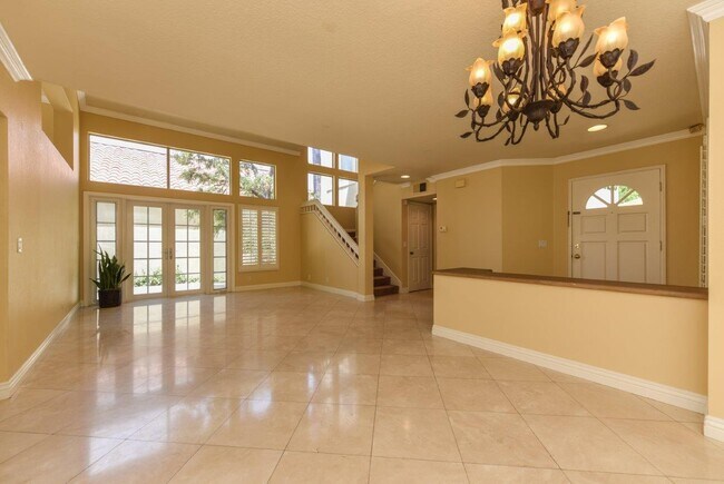 Building Photo - 9 Las Cruces