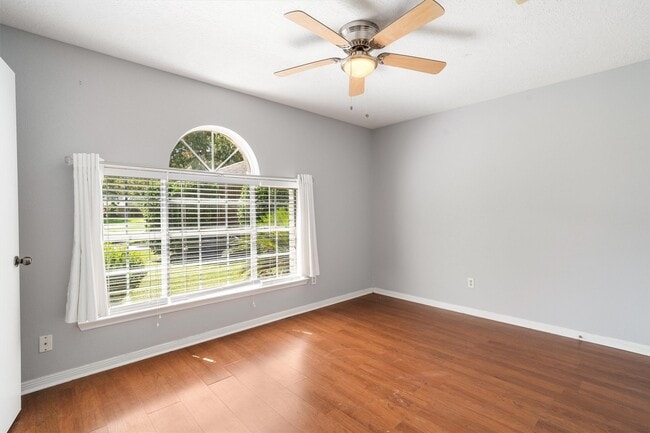Building Photo - 3006 Stargrass Ct