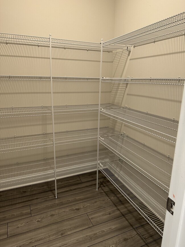 Building Photo - 35422 Wright Way