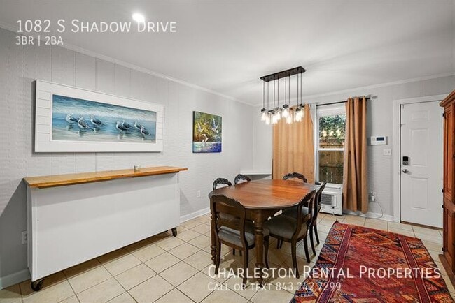 Building Photo - 1082 S Shadow Dr