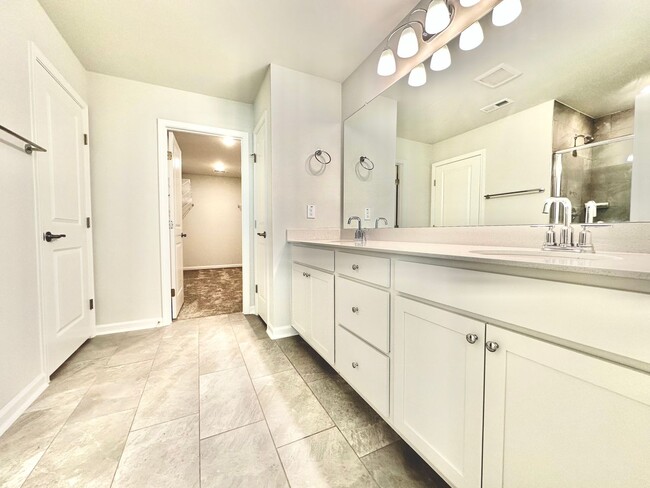 Building Photo - Spacious 3BD Townhome in Solana | 2-Car Garage | Pool, Gym & More