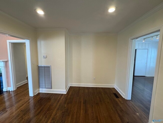 Building Photo - 2713 Hastings Rd SW