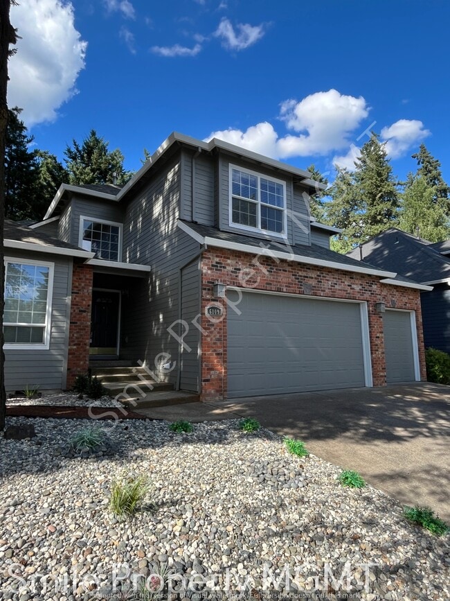 Building Photo - 6109 Summer Woods