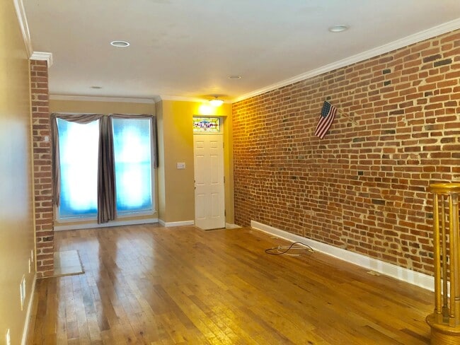 Building Photo - 1619 Belt St