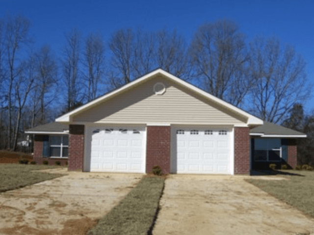 Building Photo - Quail Run Estates