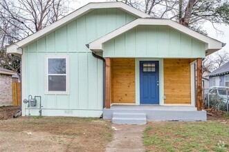 Building Photo - 3814 Waldron Ave
