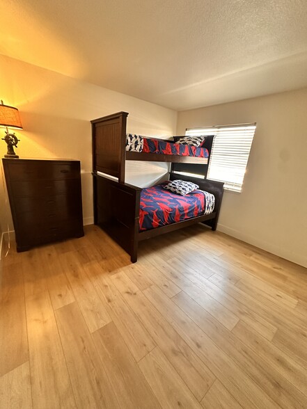 Building Photo - 23257 Joaquin Ridge Dr