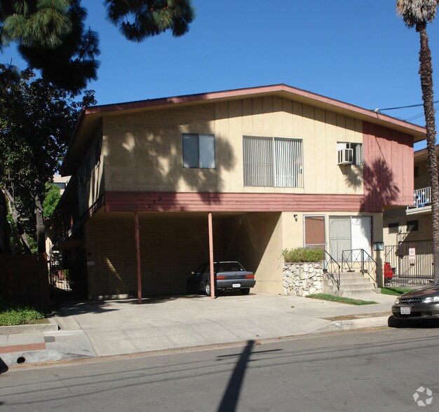 Primary Photo - 275 N Oakland Ave
