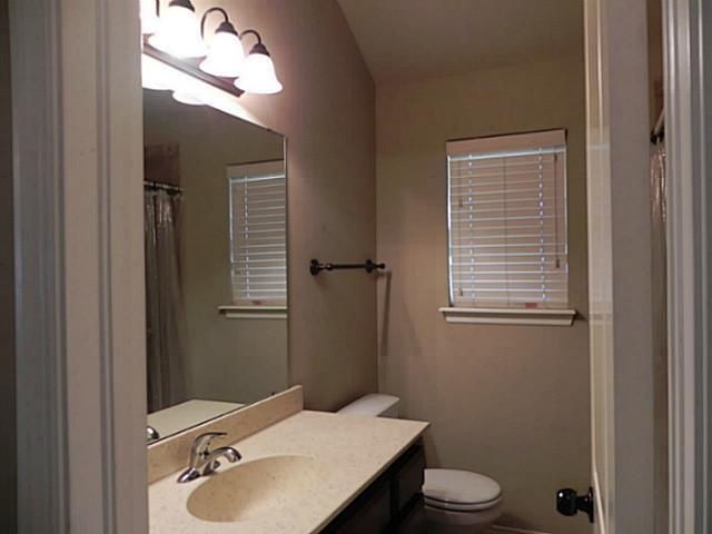 Building Photo - 3 bedrooms + 2 bathrooms + Study + Edmond Schools + Silverhawk Addition