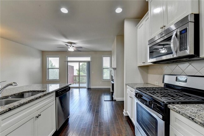 Building Photo - 4307 Tacoma Trce