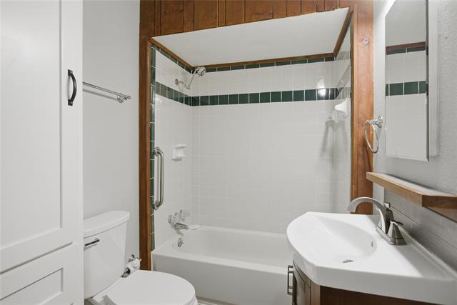 Building Photo - 4875 E Williams Spring Rd