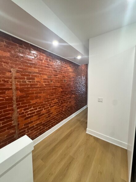 Hallway for unit B - 1325 Kerbaugh St