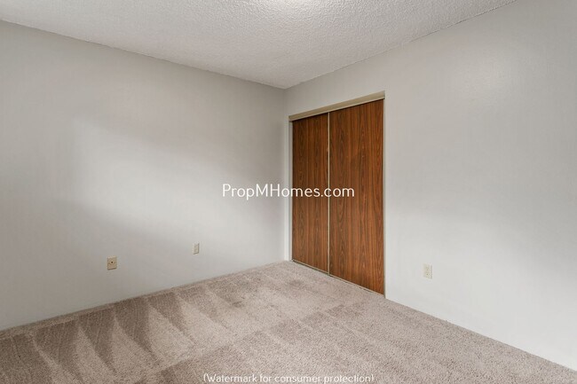 Building Photo - Cozy Two Bedroom Home in the Heart of Oreg...